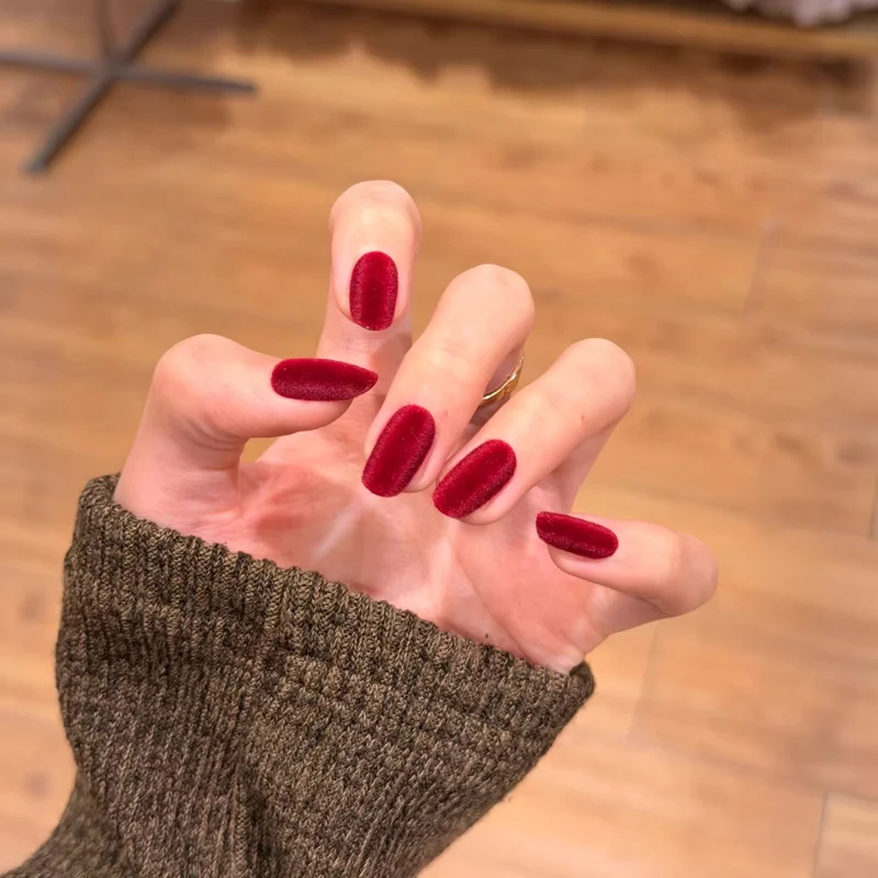 Samt-Nagelkunst-Verstärkungen Karnz