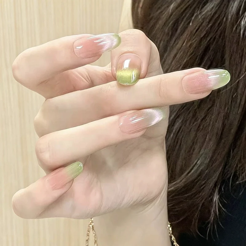 Trendy Ombre Nagelkunstverlängerungen Karnz