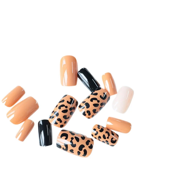 Trendige Leoparden-Print Nagelkunst-Fextensions Karnz
