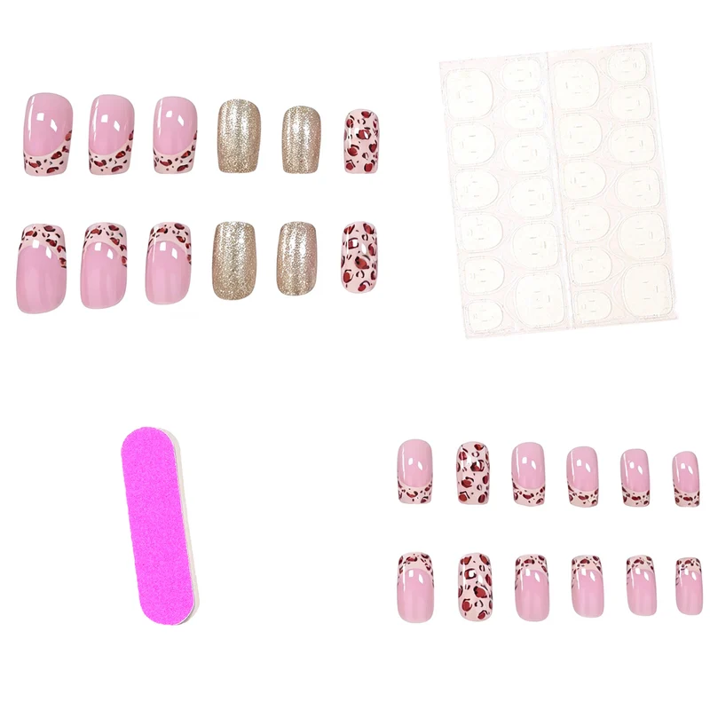 Stylische Nagelkunst Karnz
