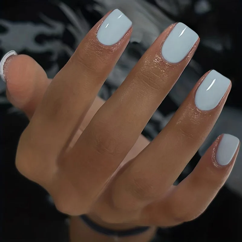 Glatter glänzender Nagellack Karnz