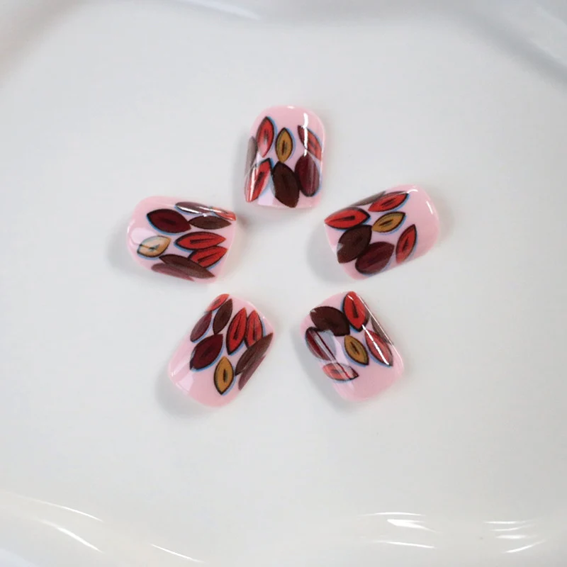 Saisonale von Füchsen inspirierte Nagelkunst Karnz