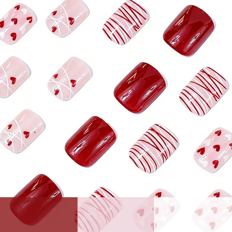 Romantische Herz-Themen-Nagelkunst-Verzierungen Karnz