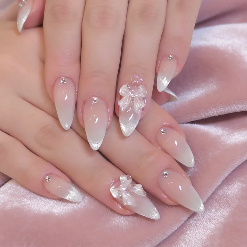 Stylische matte Nagelkunst Verbesserungen Karnz