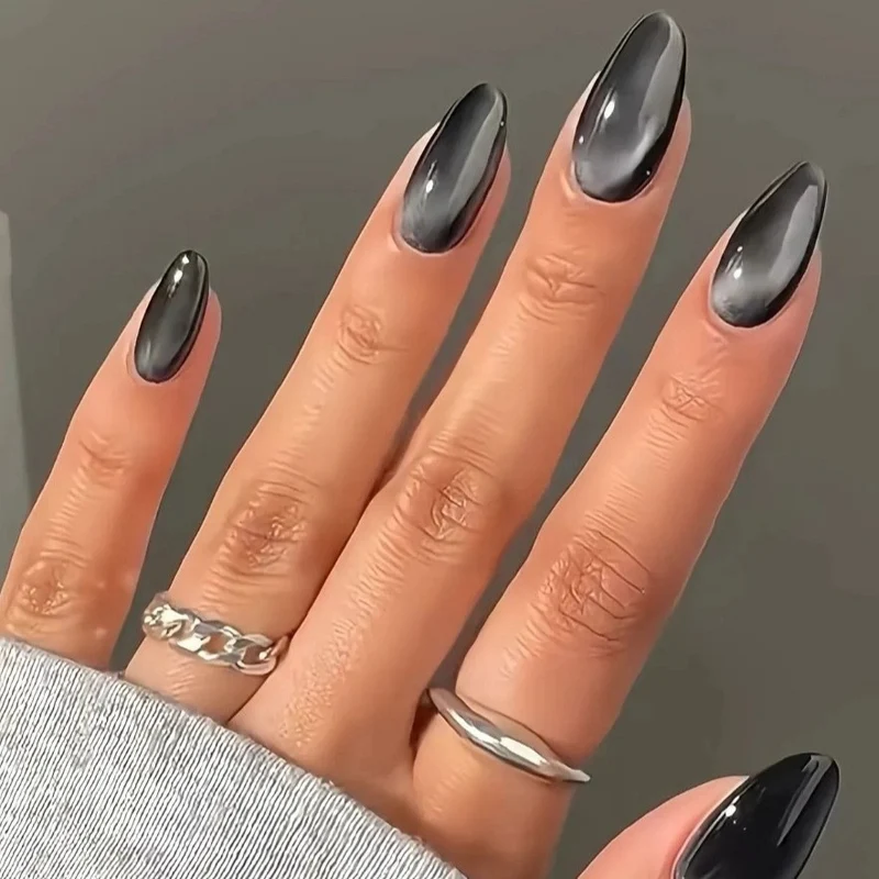 Stylische matte Nagelkunst Verbesserungen Karnz