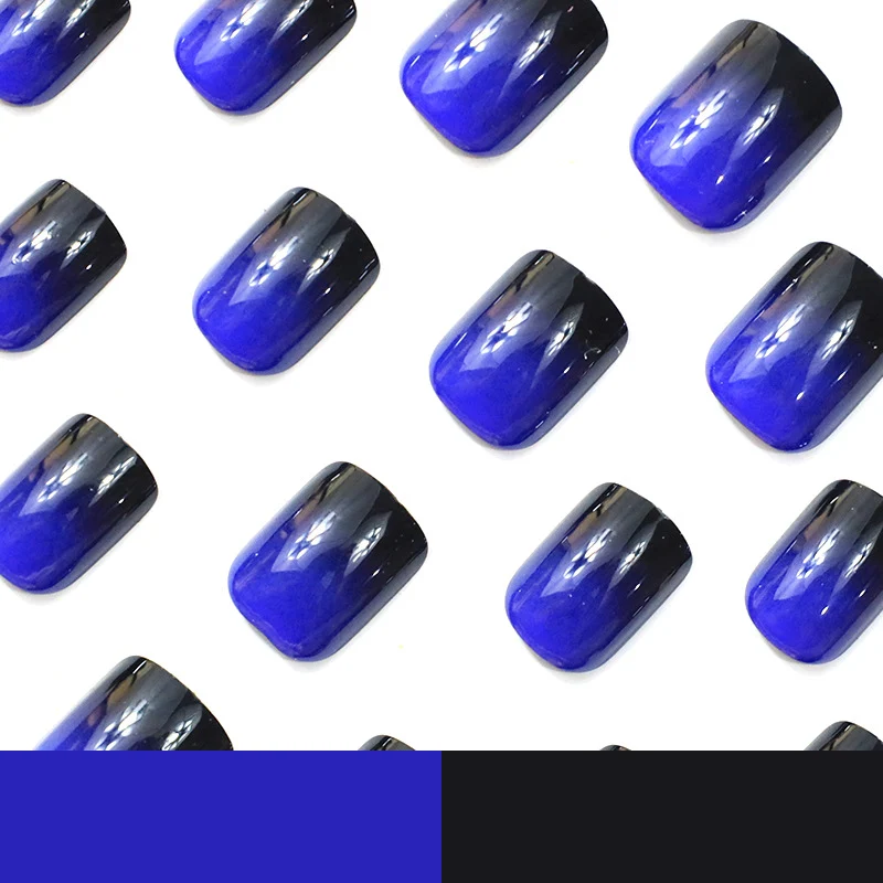 Stylische Hochglanz-Nagelkunstverlängerungen Karnz