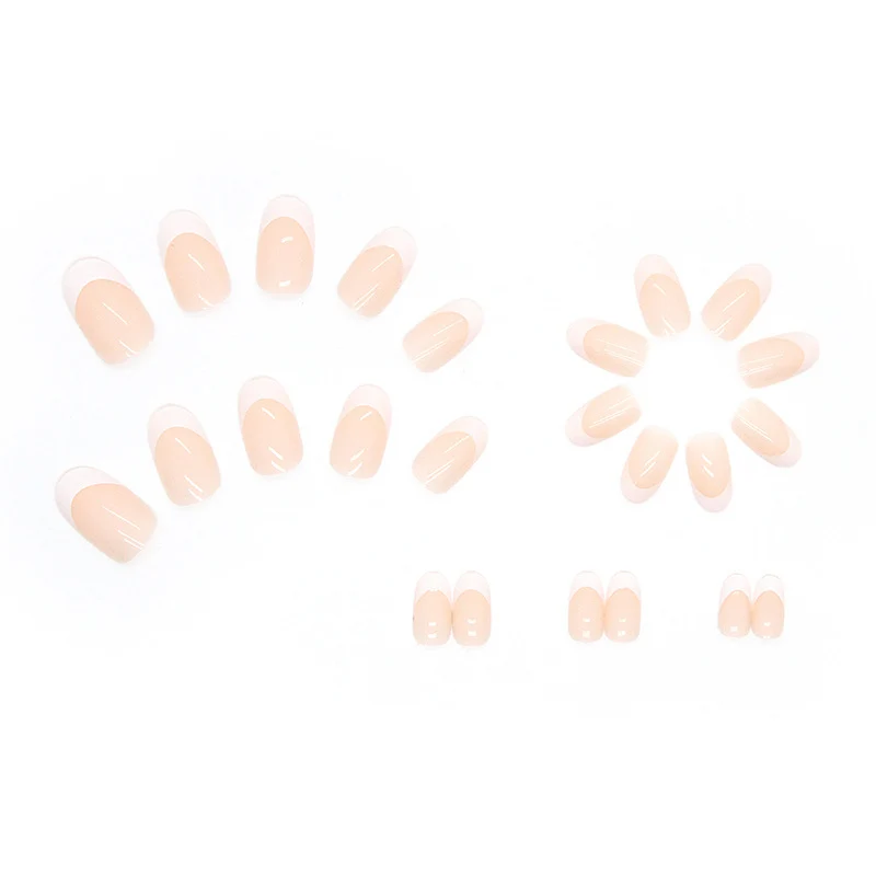 Stylische French Tip Acryl Nagelverlängerungen Karnz