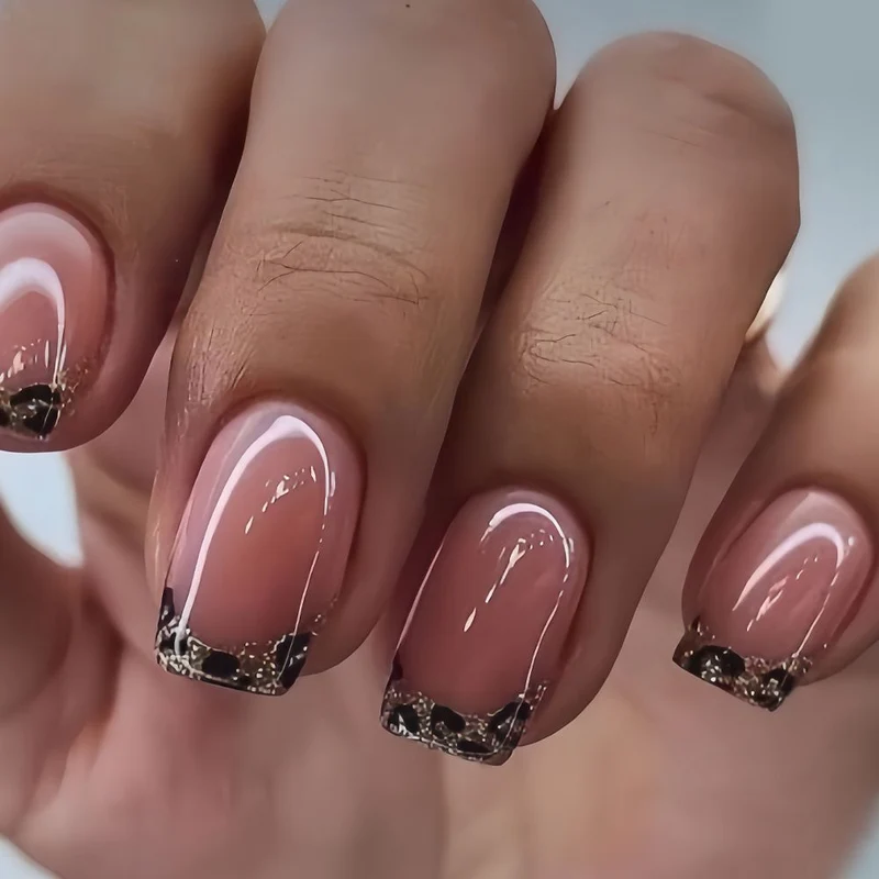 Moderne Dip-Pulver Nagelkunst Karnz