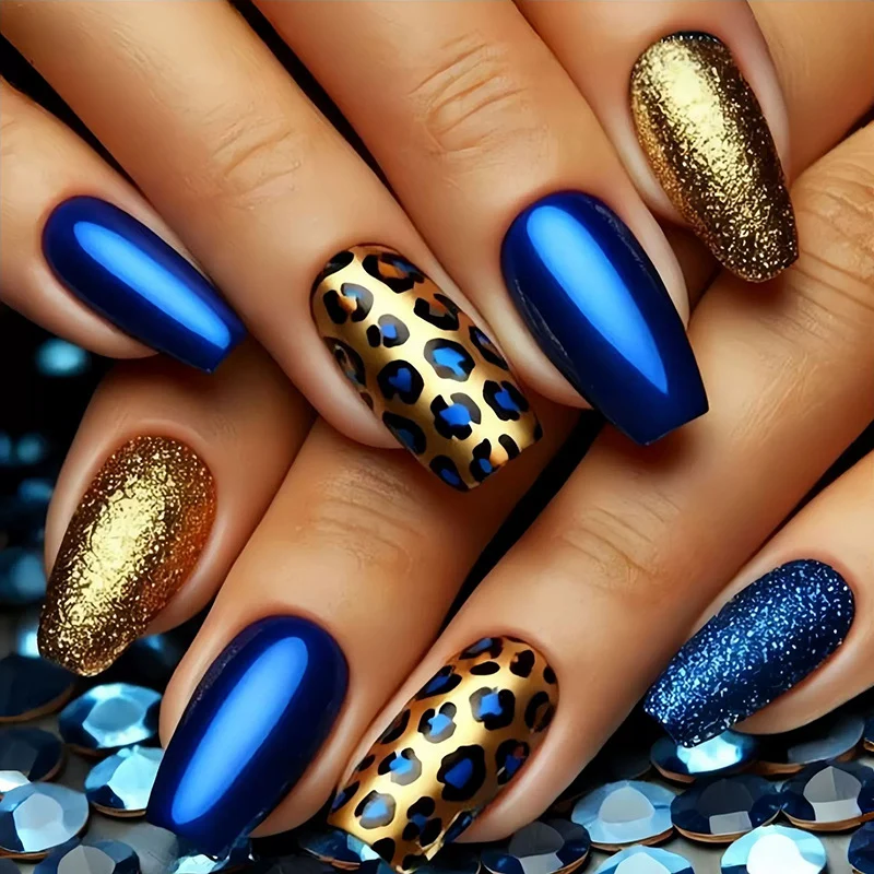 Luxuriöser Leopardenmuster Nagelkunst Karnz