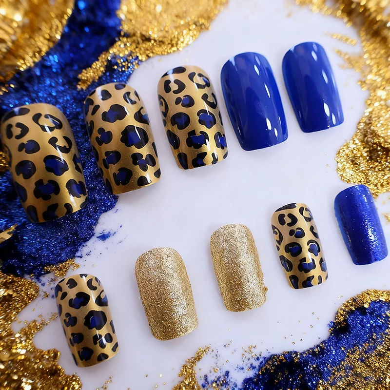 Luxuriöser Leopardenmuster Nagelkunst Karnz