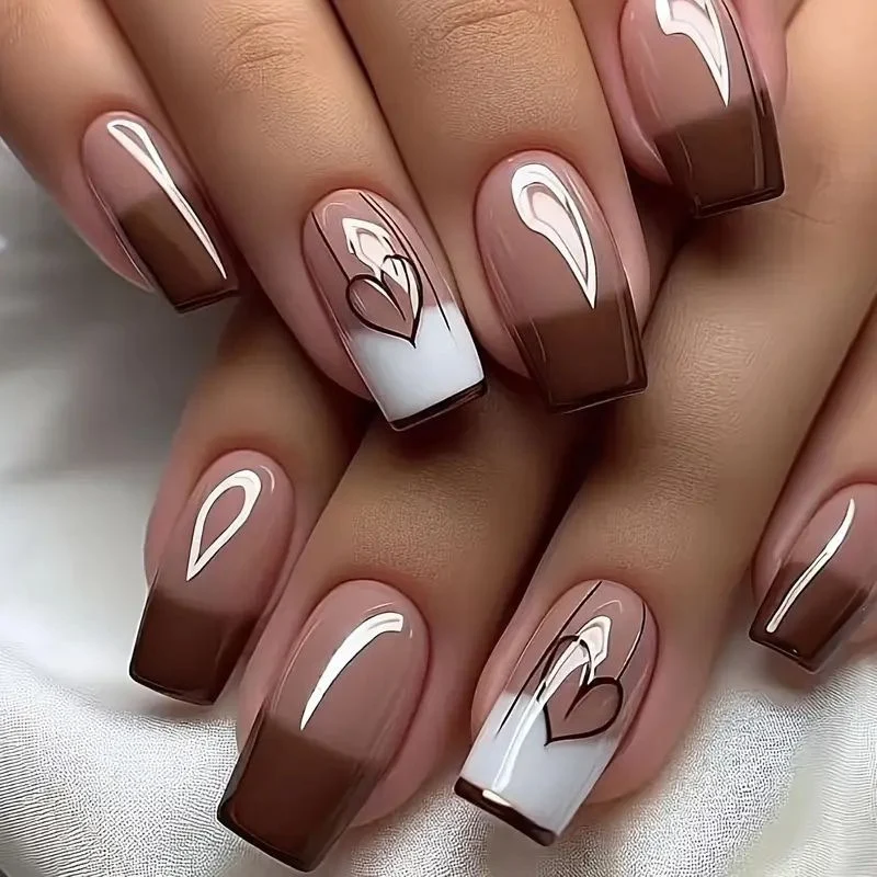 Herz-verzierte Gradient-Nagelkunst-Design Karnz