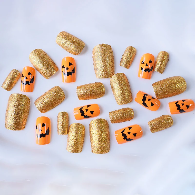 Halloween-Themen Nagelkunst Karnz