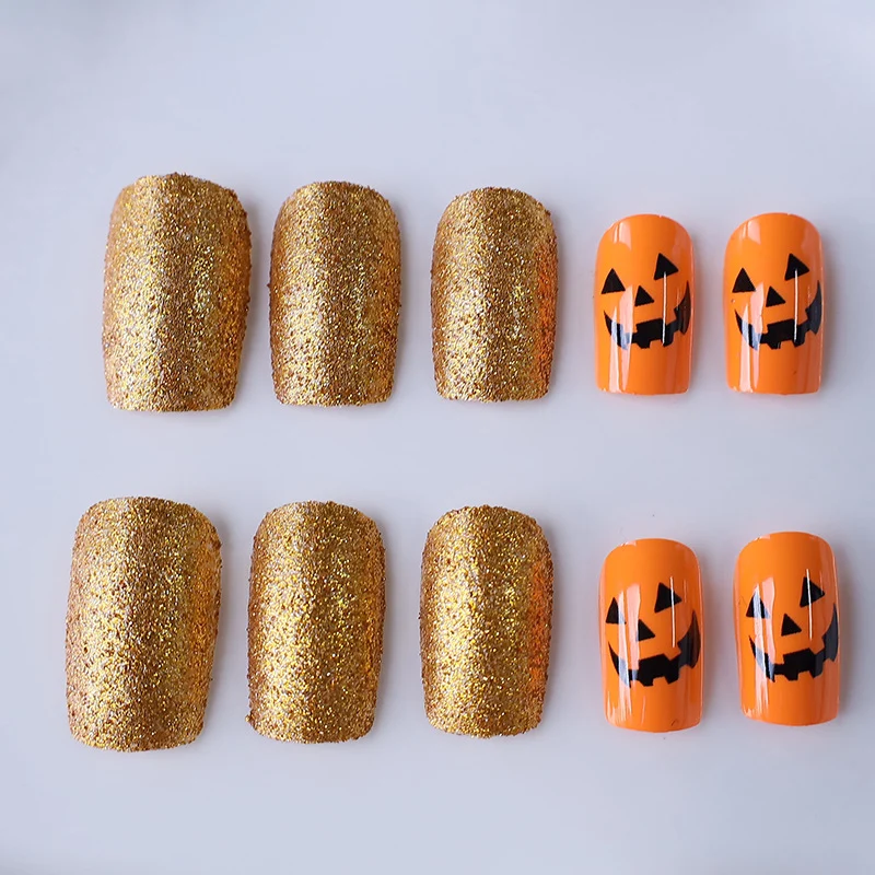 Halloween-Themen Nagelkunst Karnz