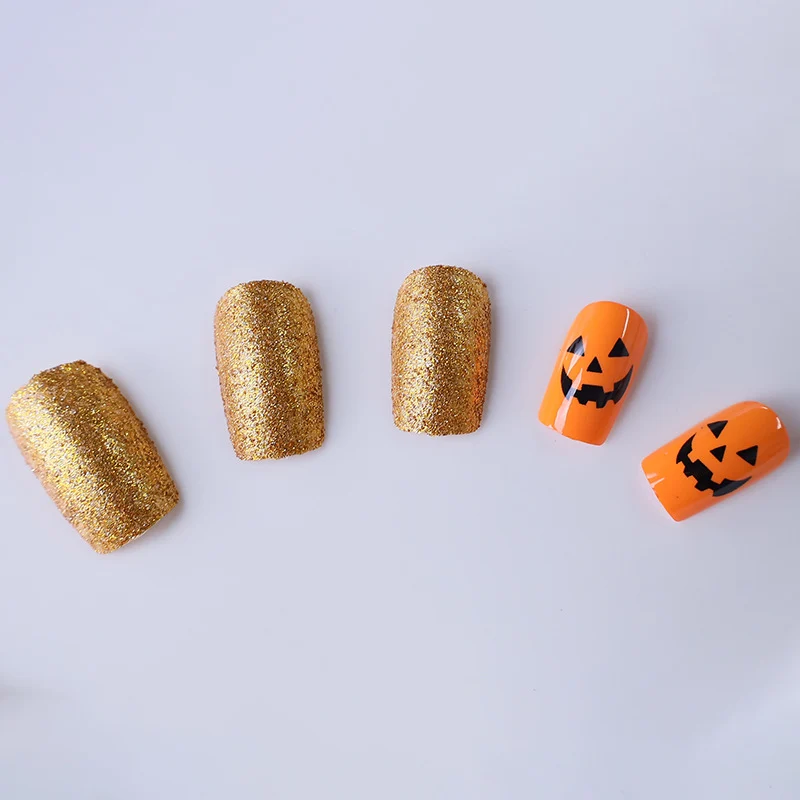 Halloween-Themen Nagelkunst Karnz
