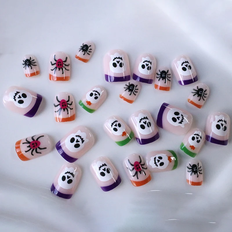 Halloween-Themen Nagelkunst Karnz