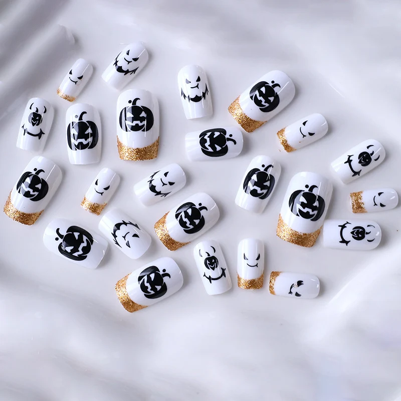 Halloween-Themen Dekorative Nagelverzierungen Karnz