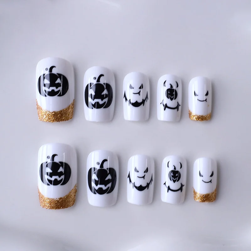 Halloween-Themen Dekorative Nagelverzierungen Karnz