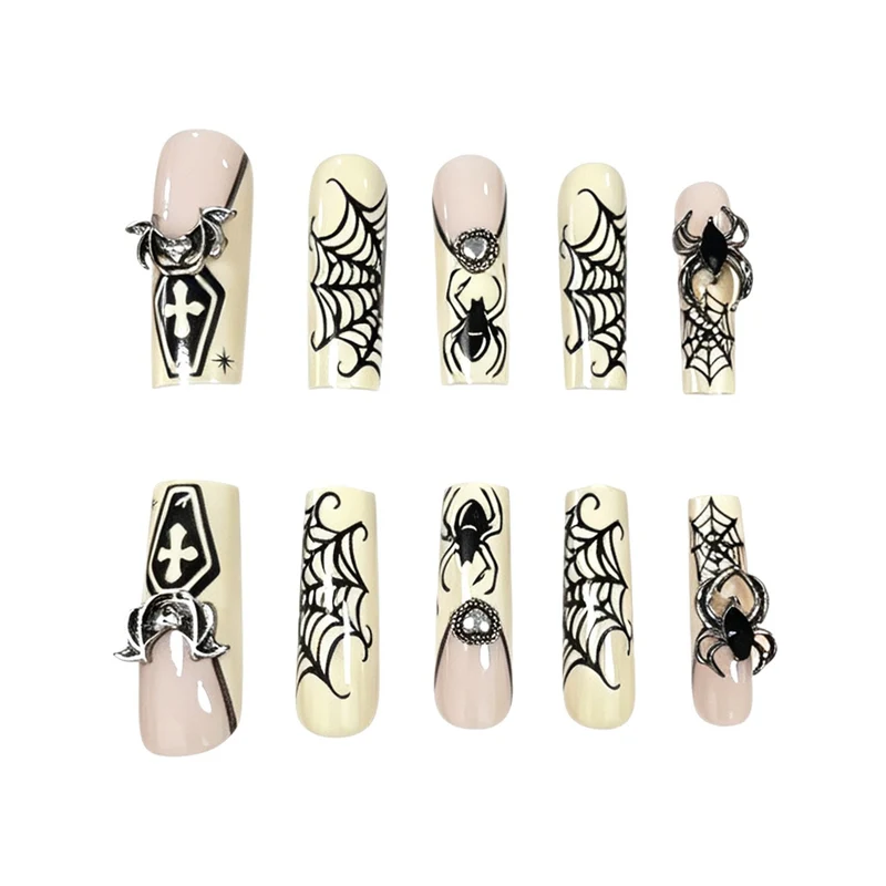 Gothic Halloween-inspirierte Nagelkunst-Erweiterungen Karnz
