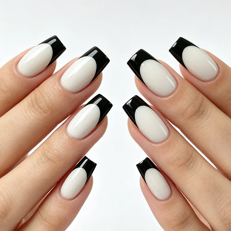 Glänzende Stiletto-Nagelkunst-Verstärkungen Karnz
