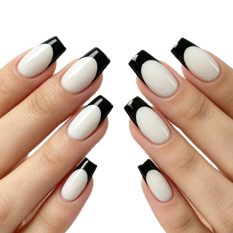 Glänzende Stiletto-Nagelkunst-Verstärkungen Karnz