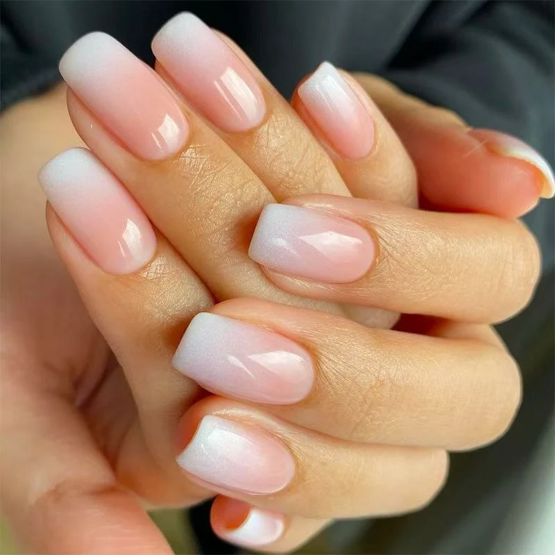 Glänzende Pediküre Nagelkunst Karnz