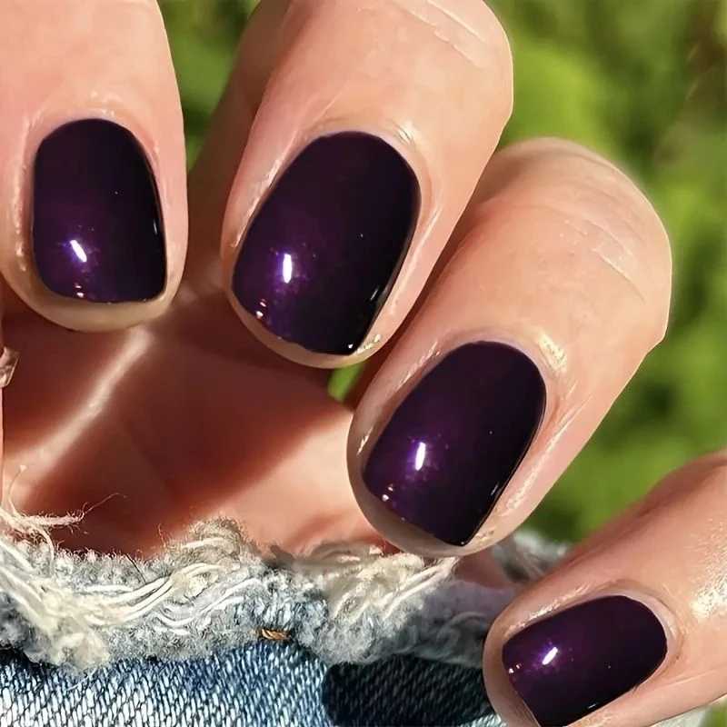 Glänzender Nagellack Karnz