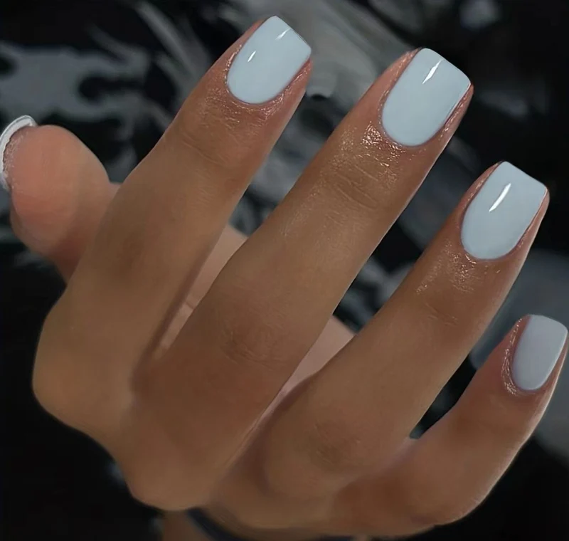 Glänzender Nagellack Karnz