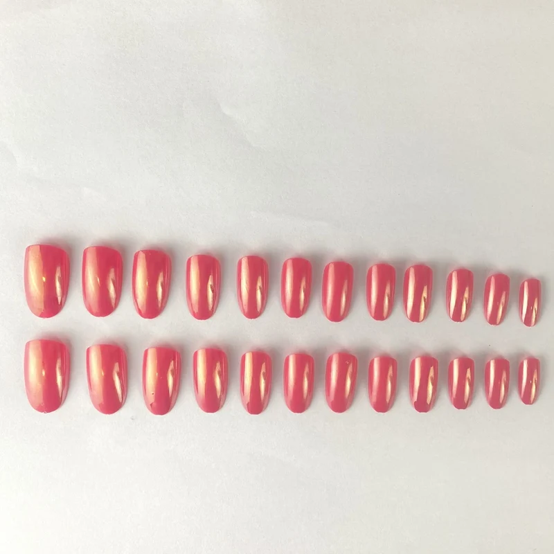 Glänzende langanhaltende Nagelkunst Karnz