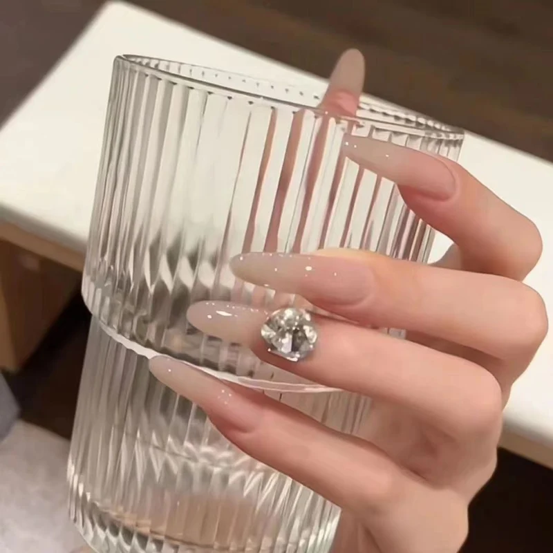 Glamorous Ombre Acryl-Nagelverlängerungen Karnz 1789915665