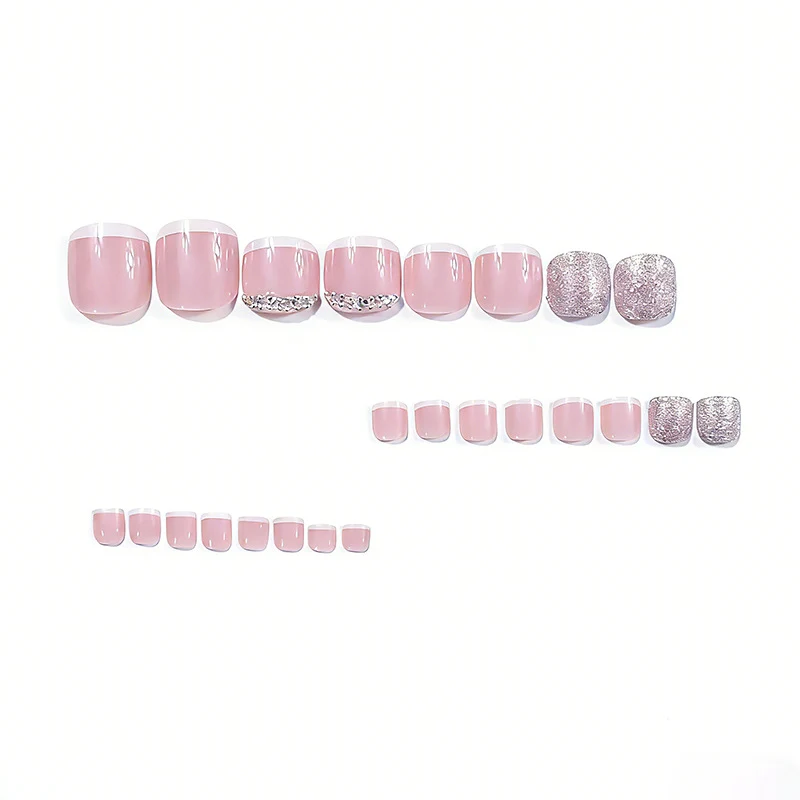 Glamouröse Nagelkunst-Verzierungen Karnz