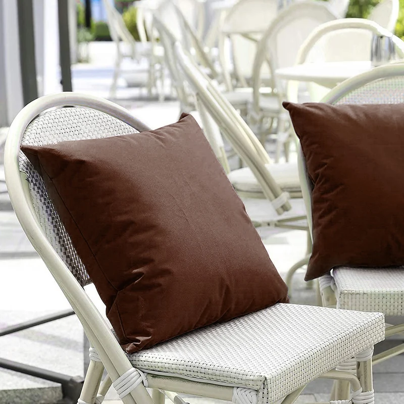 Quadratisches wasserabweisendes Outdoor-Patio-Wurfkissen mit verdecktem Reißverschluss