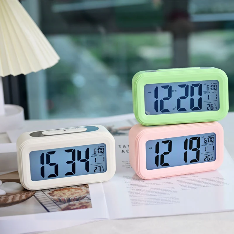 Digitale Wecker-Leuchte mit LED-Display