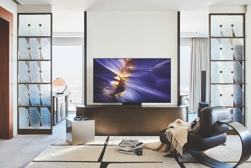 Samsung 77" OLED S90F 4K Vision AI Smart TV 2025