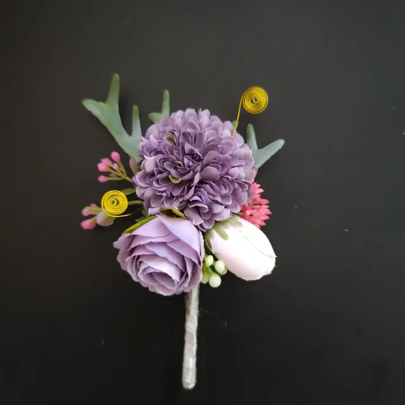 Stylische Blumen Corsage