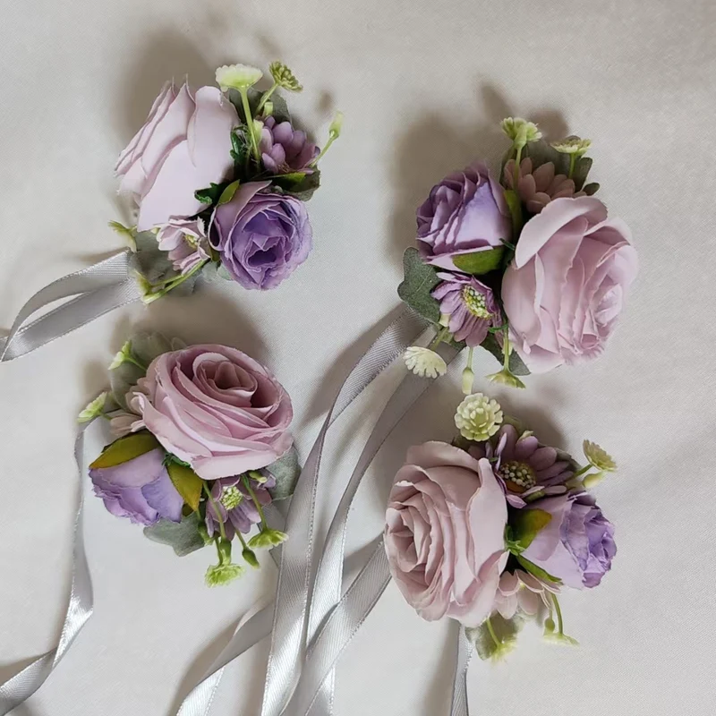 Elegante Blumen-Korsage