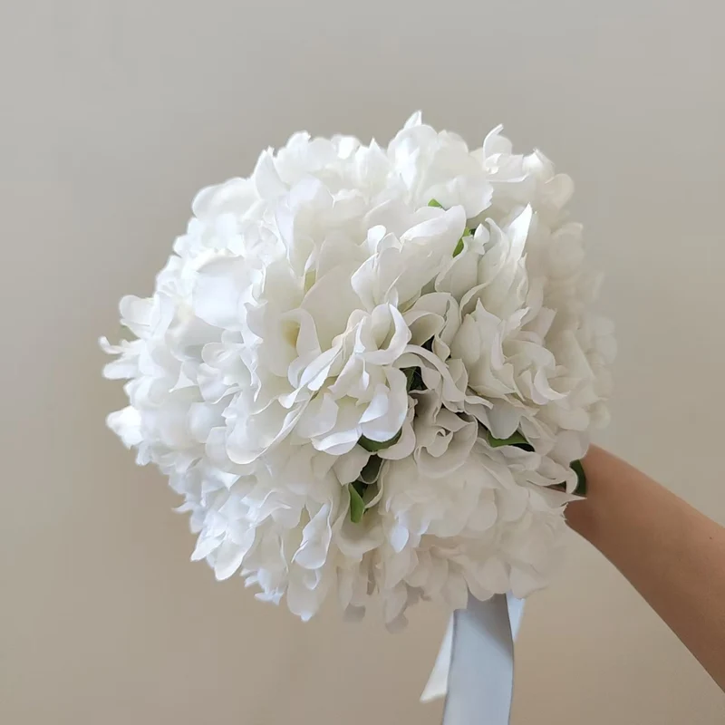 Eleganter Kunstblumen-Hochzeitsstrauß