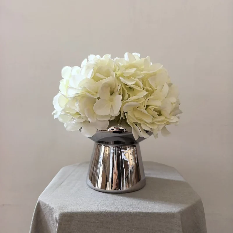 Luxuriöse Künstliche Blumenarrangement