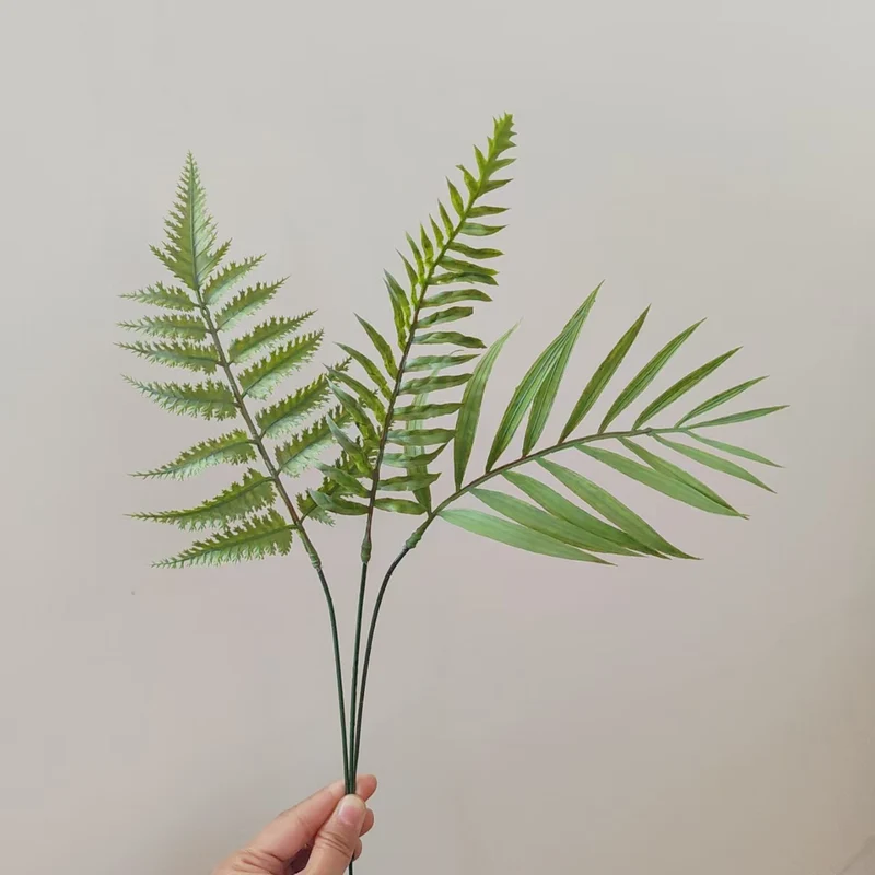 Tropisches Palmenblattstiel
