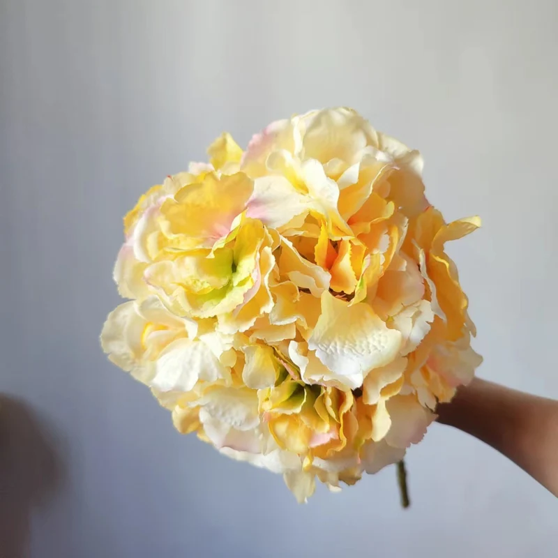 Lebensecht Hortensienbouquet