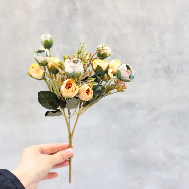 Faux Blumenstrauß