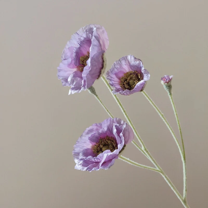 Elegante Seidenblumenanordnung
