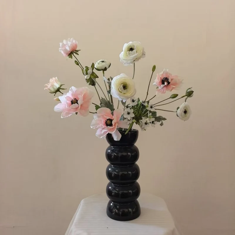 Eleganter Faux-Blumenstrauß