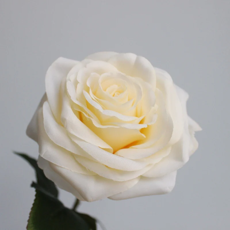 Elegante Künstliche Rosenstiel