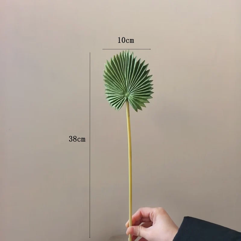 Dekorativer Palmblattstengel