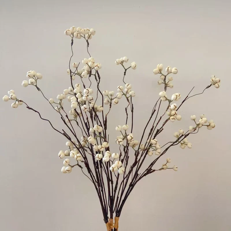 Dekorative Blumenstielanordnung