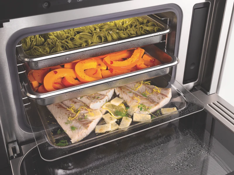 Miele 45cm Steam Oven with DualSteam Technology and Automatic Cooking Programmes Obsidian Black