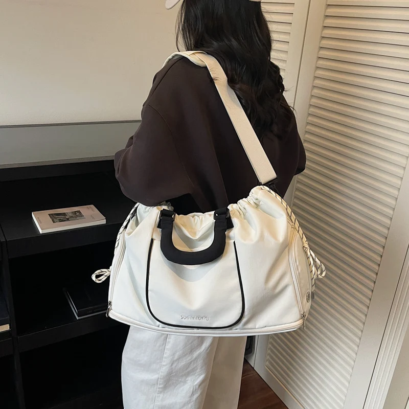 Stylische multifunktionale Reisetasche Karnz 1790004070