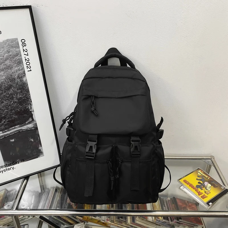 Stylischer Mehrfachfach-Rucksack Karnz