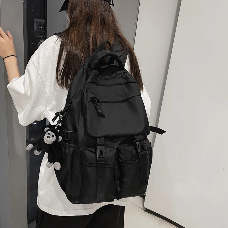 Stylischer Mehrfachfach-Rucksack Karnz