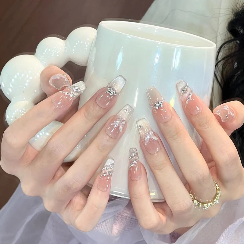 Dekorative Glitzernde Press-On Nail Tips Karnz